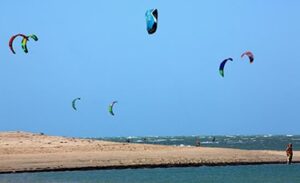 Kitesurf na Praia do Macapá (PI)