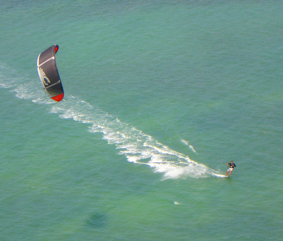 Onde praticar kitesurf no Brasil 