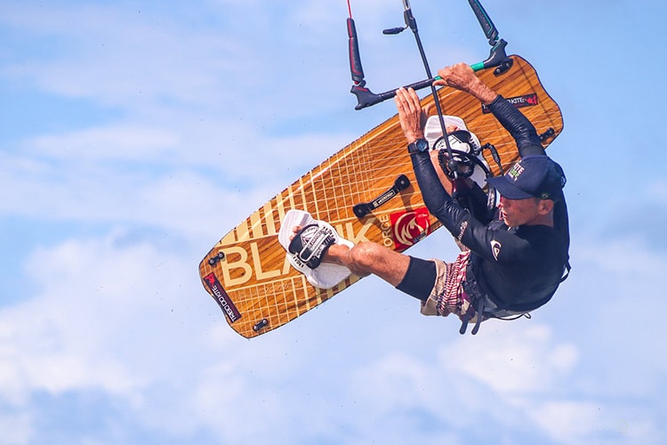 Onde praticar kitesurf no Brasil 