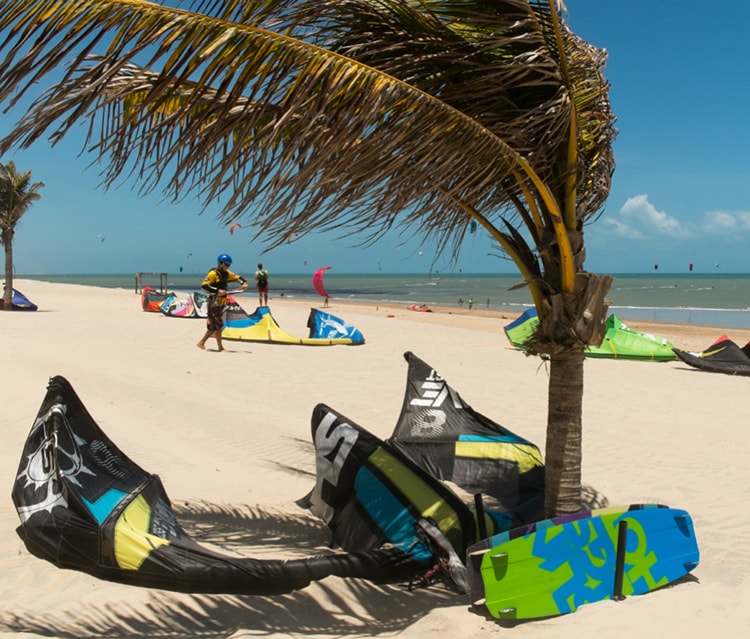 Onde praticar kitesurf no Brasil 